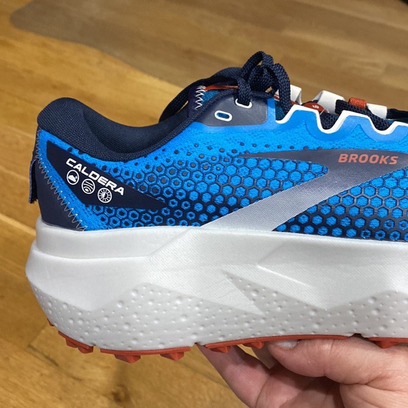 Brooks Caldera 6 Trail Running Men shoes. - Picture 11 of 16